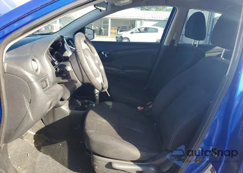 2015 Nissan Versa S z USA, uszkodzony, nr VIN 3N1CN7AP9FL912739